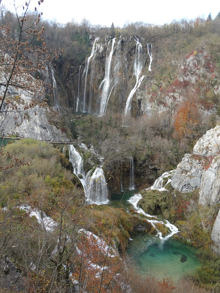 Der "Große Wasserfall" (Veliki Slap) bei den Plitvicer Seen. Es handelt sich um den größten Wasserfall Kroatiens