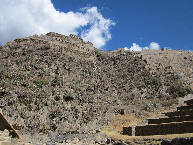 Ruinen und Stättten in Peru Ollantaytambo inka festung cusco