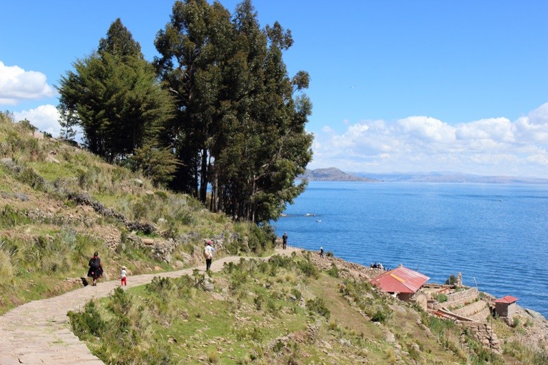 Eine Wanderung über die Insel Taquile. 