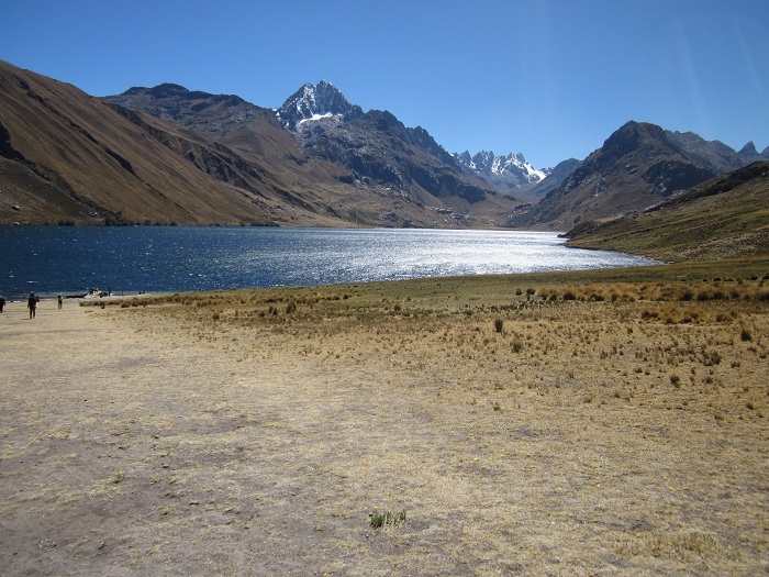 laguna querococha huaraz chavin