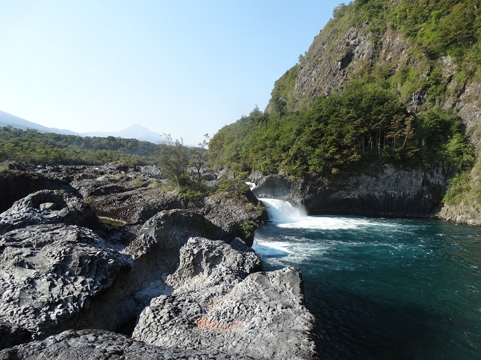 saltos de petrohue osorno puerto montt chile