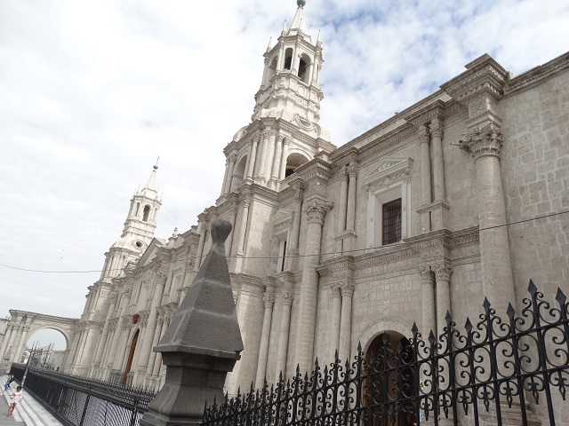 Peru Sehenswürdigkeiten Kathedrale Arequipa